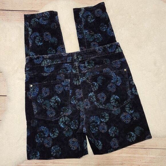 NWOT Anthropologie Pilcro and the Letterpress script velvet skinny floral pants - Picture 8 of 10